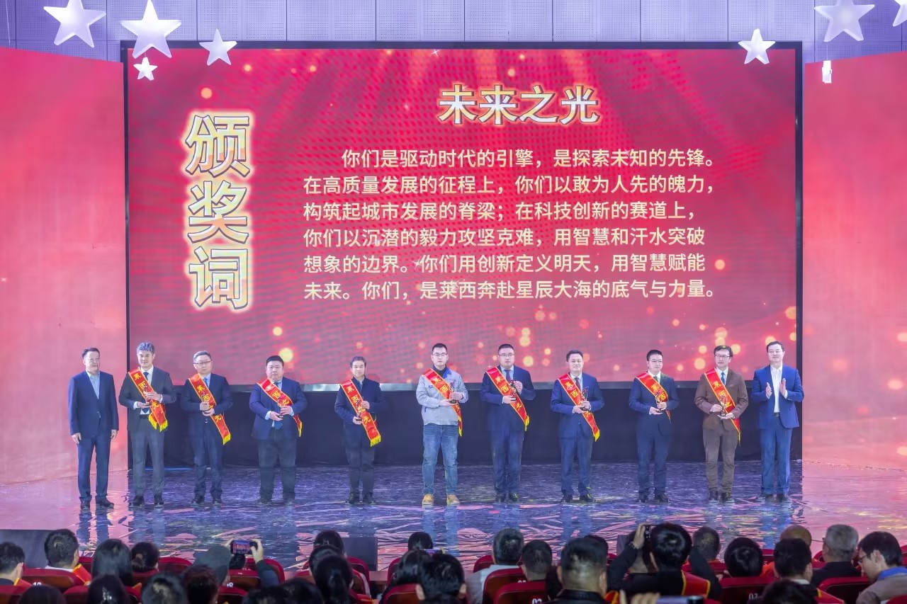 热烈：馗鸺页啥鲁と倩瘛袄澄髦狻の蠢粗狻比儆称号！